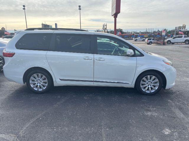 2015 Toyota Sienna Limited FWD 7-Passsenger V6