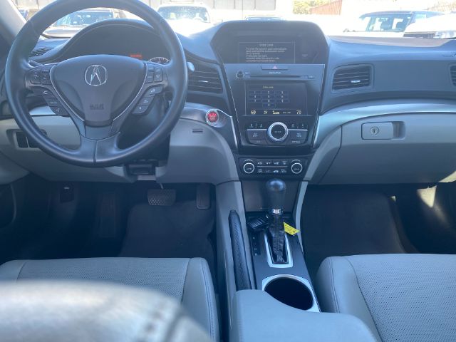 2016 Acura ILX 8-Spd AT w/ Premium Package