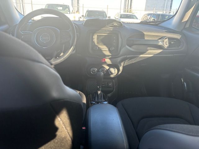 2017 Jeep Renegade Latitude FWD