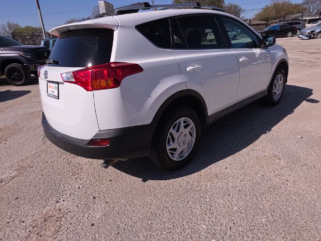 2015 Toyota RAV4 LE FWD