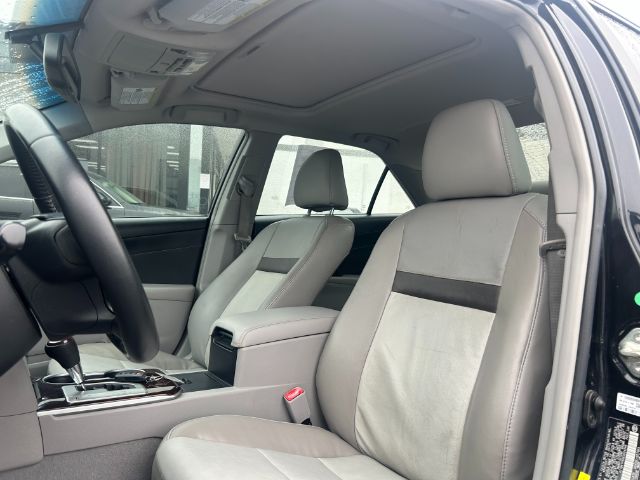 2014 Toyota Camry XLE V6