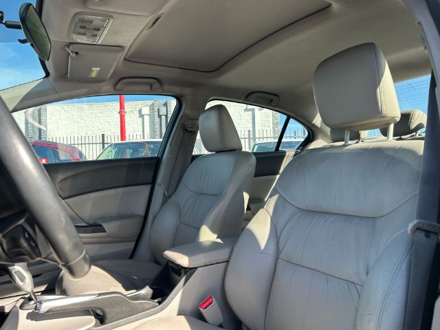 2012 Honda Civic EX-L Sedan 5-Speed AT