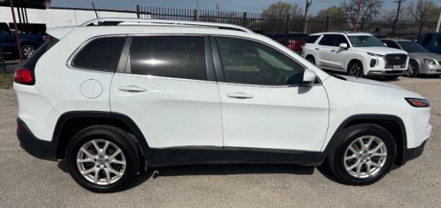 2016 Jeep Cherokee Latitude FWD
