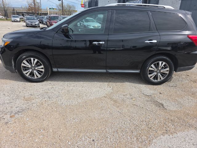 2017 Nissan Pathfinder S 2WD