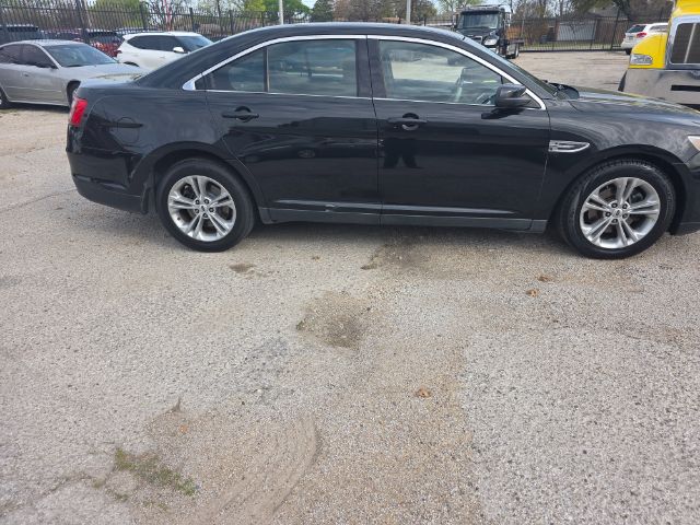 2014 Ford Taurus SEL FWD