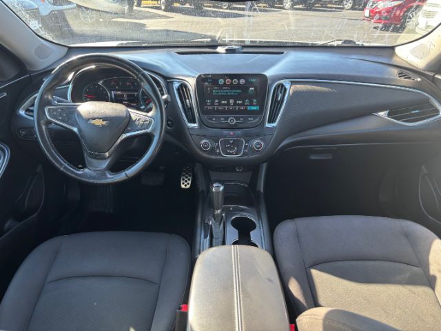2017 Chevrolet Malibu 1LT
