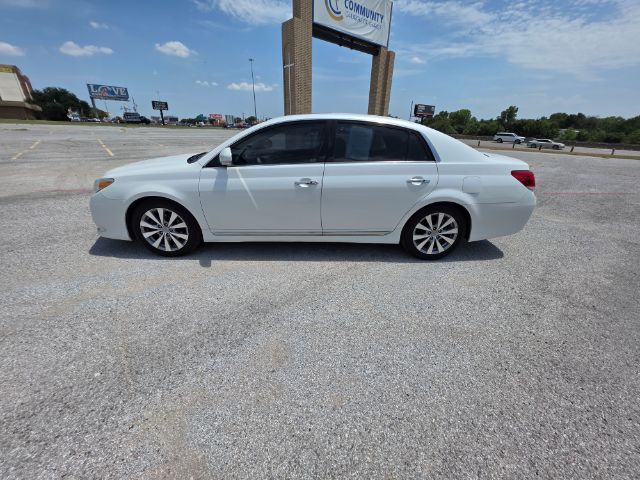 2011 Toyota Avalon Base