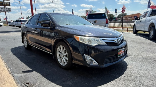 2014 Toyota Camry XLE V6