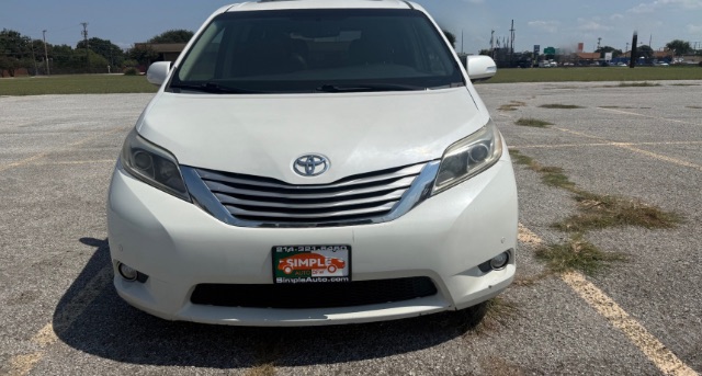 2015 Toyota Sienna Limited FWD 7-Passsenger V6