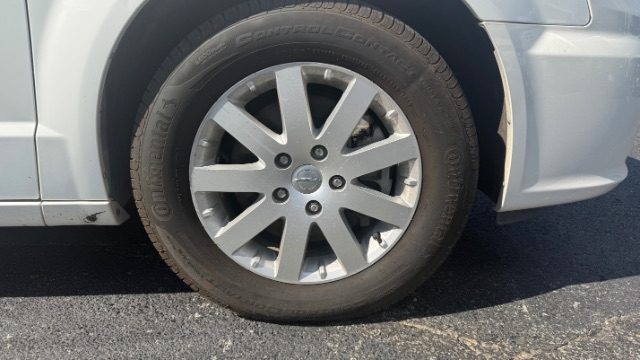 2012 Chrysler Town & Country Touring