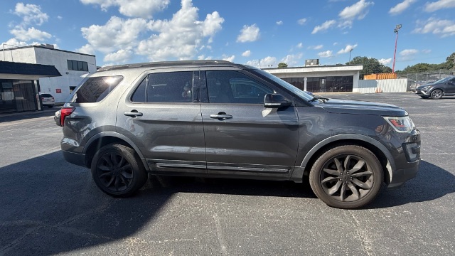 2017 Ford Explorer XLT FWD