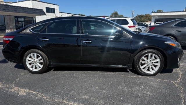 2014 Toyota Avalon n/a