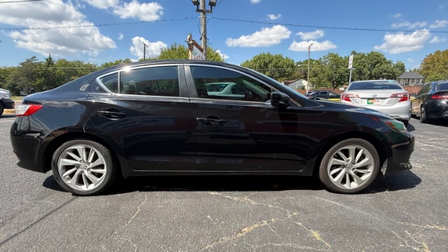 2016 Acura ILX 8-Spd AT w/ Premium Package