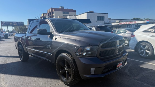 2015 RAM 1500 Tradesman Crew Cab SWB 2WD