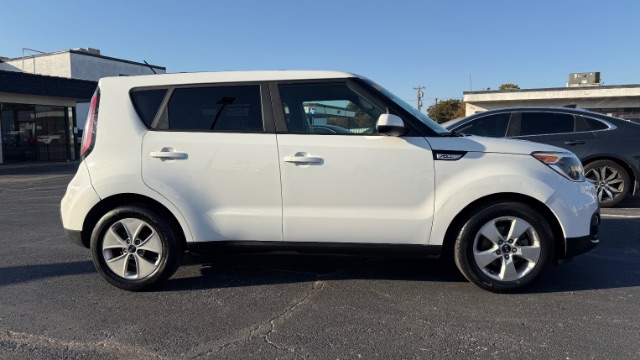 2017 Kia Soul Base 6A
