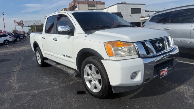 2015 Nissan Titan SV Crew Cab 2WD