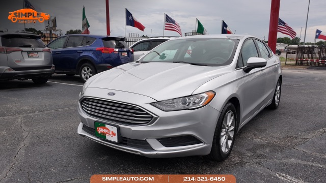 2017 Ford Fusion SE FWD's photo
